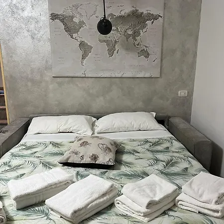 Vecchia 20 * Nápoly